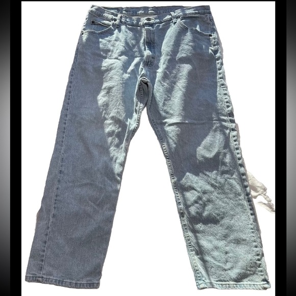 Wrangler 5 Star Men's Relaxed Fit Flex Comfort Jeans  38x30 Vintage Blue - Picture 1 of 7